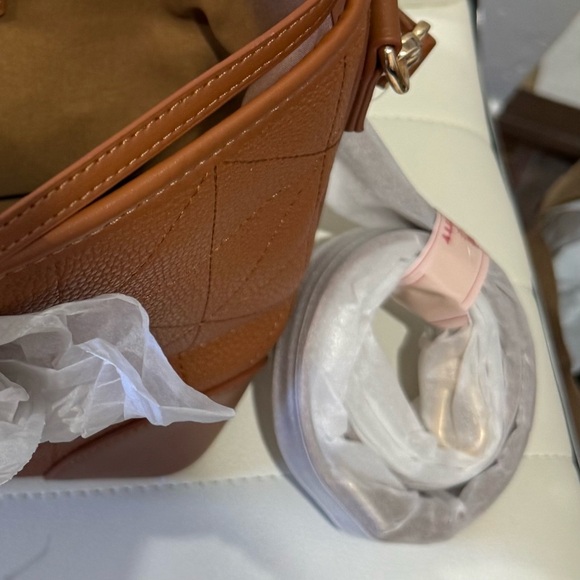 -Not- Coach Tan Leather Hello Kitty Crossbody - Picture 11 of 12